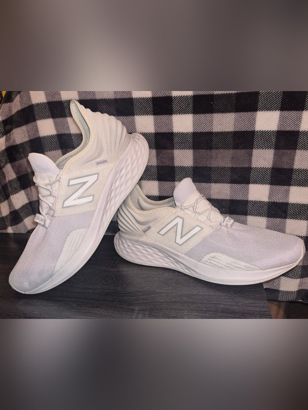 New Balance men’s Fresh Foam White Running Shoes